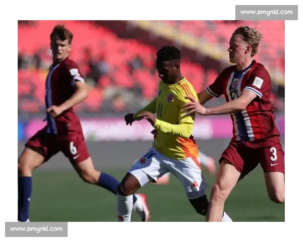 半场战报：法国 U20 2-0 挪威，布瓦布雷双响破局